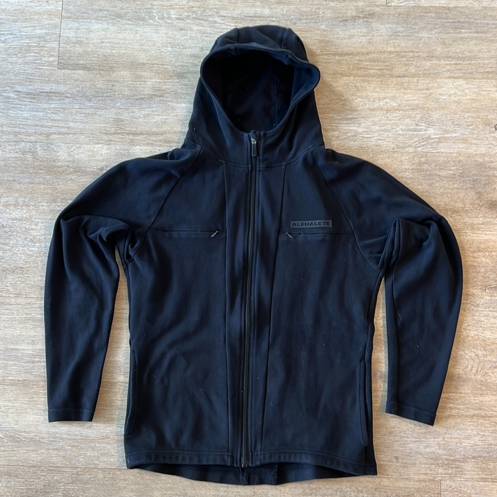 Alphalete women’s Jacket - Medium